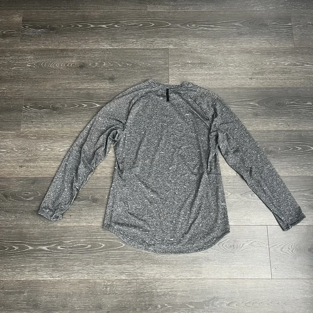 Lululemon Fresh Form Long Sleeve Workout Training Shirt Small Marled Gray Vented - Picture 2 of 6